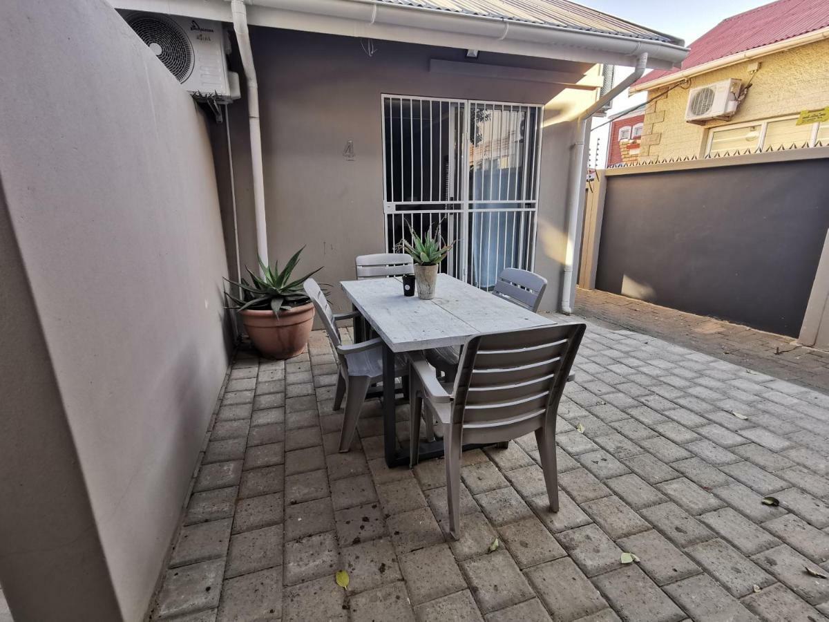 Ferienwohnung Rosedene Bloemfontein Exterior foto