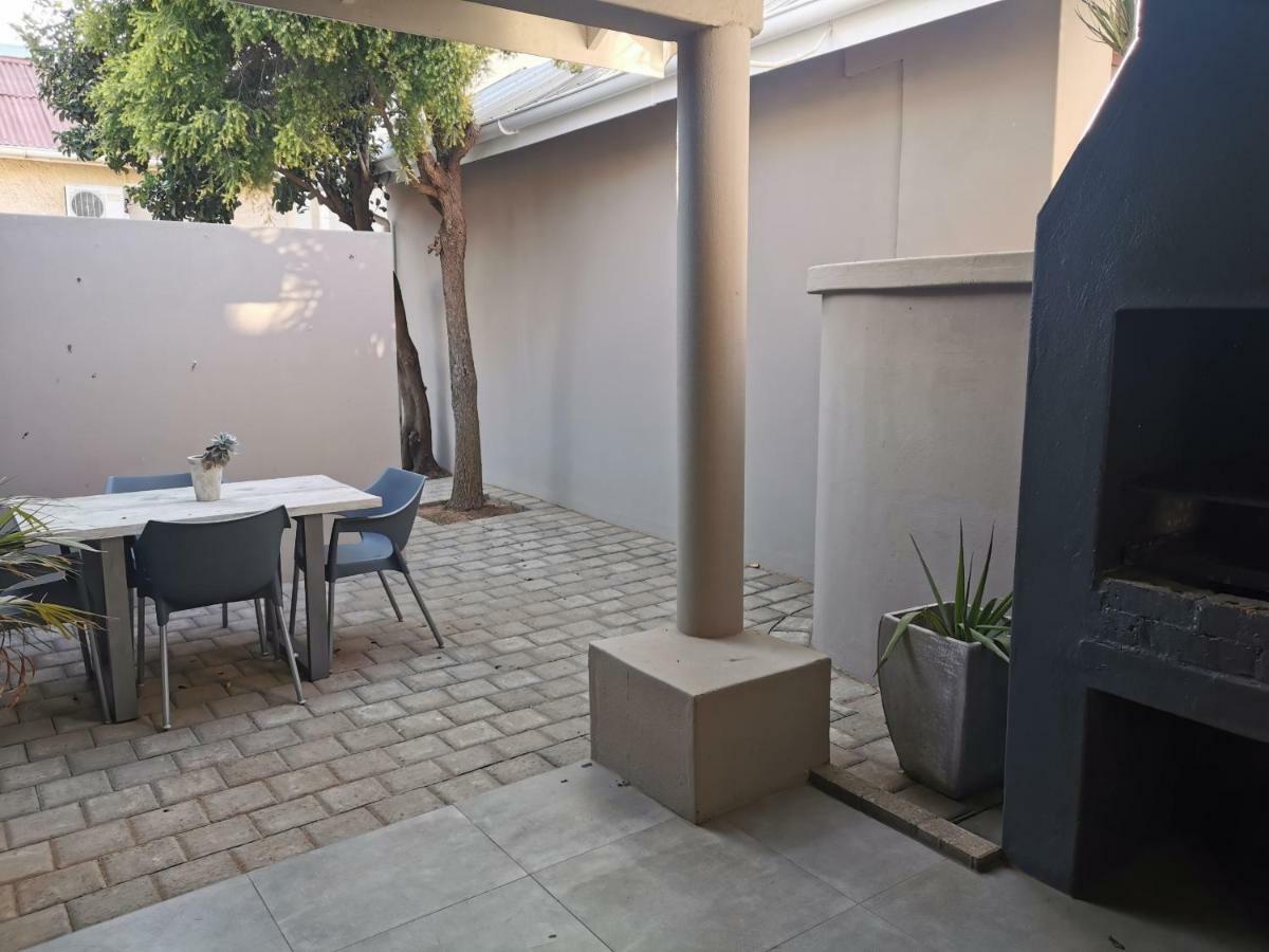 Ferienwohnung Rosedene Bloemfontein Exterior foto