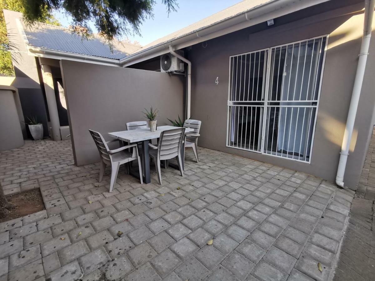 Ferienwohnung Rosedene Bloemfontein Exterior foto